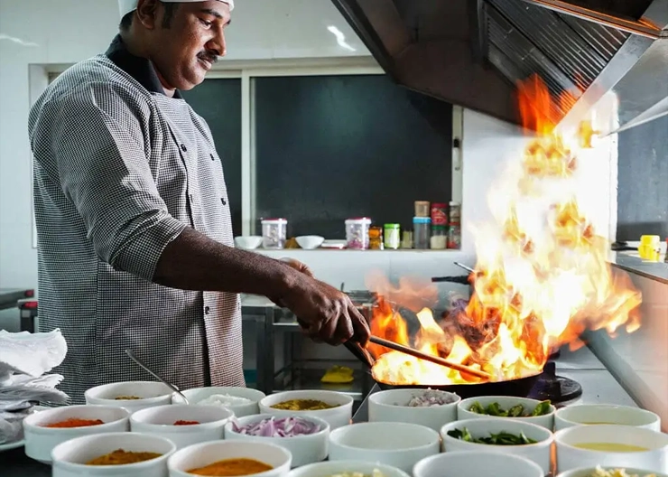 Chef-on-Rent-in-Chennai